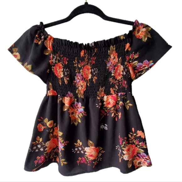 Monteau Peplum Shortsleeve Babydoll Top Size Medium - Picture 1 of 7